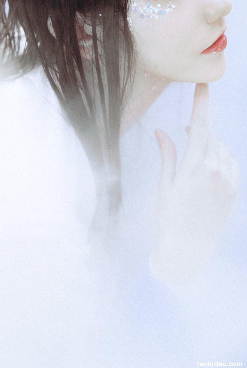 南桃Momoko NO.42 蓝汉服 [16P-82MB]