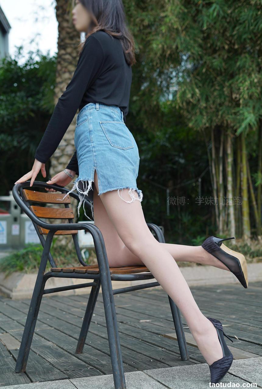 学妹加速跑 XM015《彤彤学妹1》图套+视频