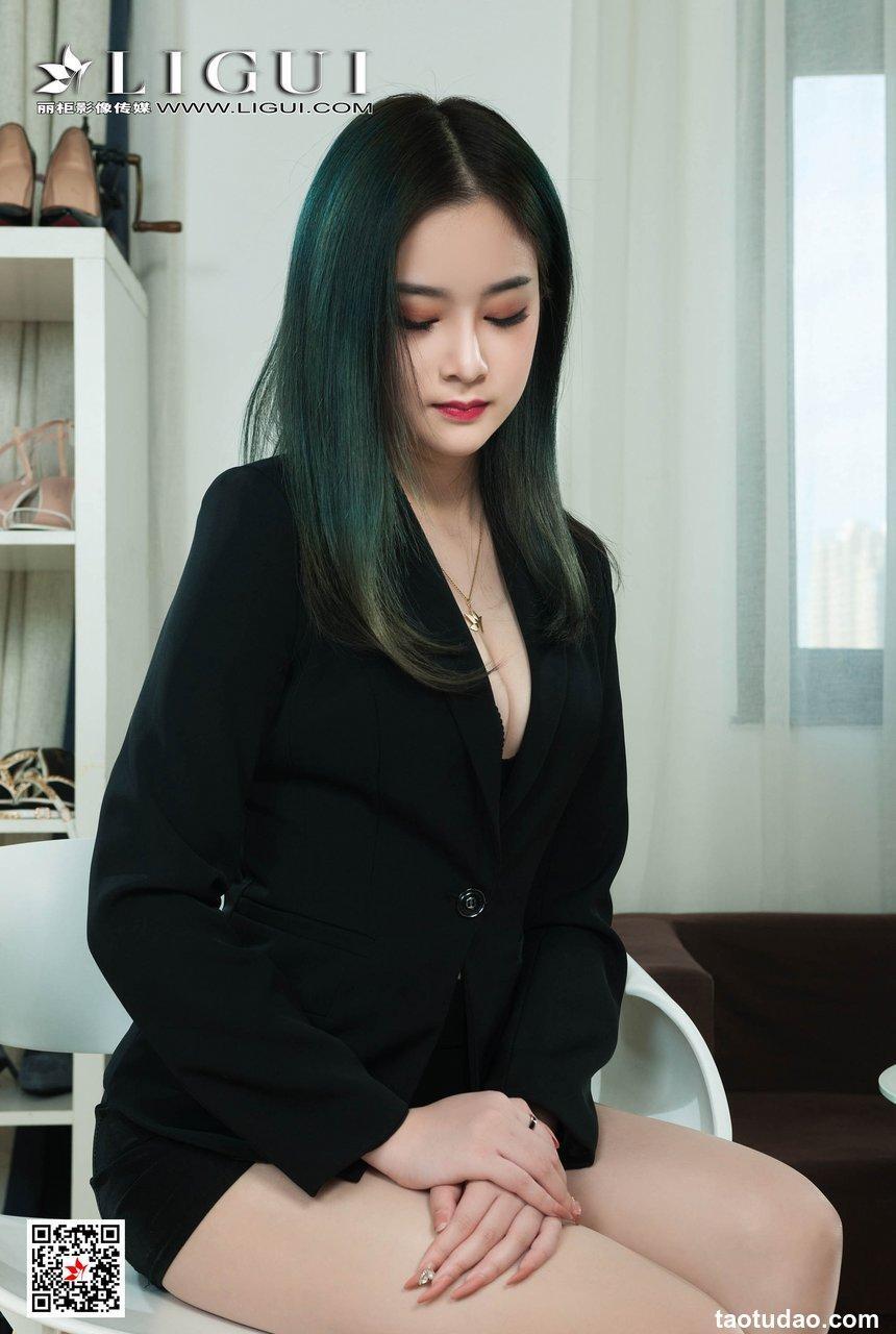 [Ligui丽柜]2020.01.14《职场新秀》- 婷婷[57+1P126M]