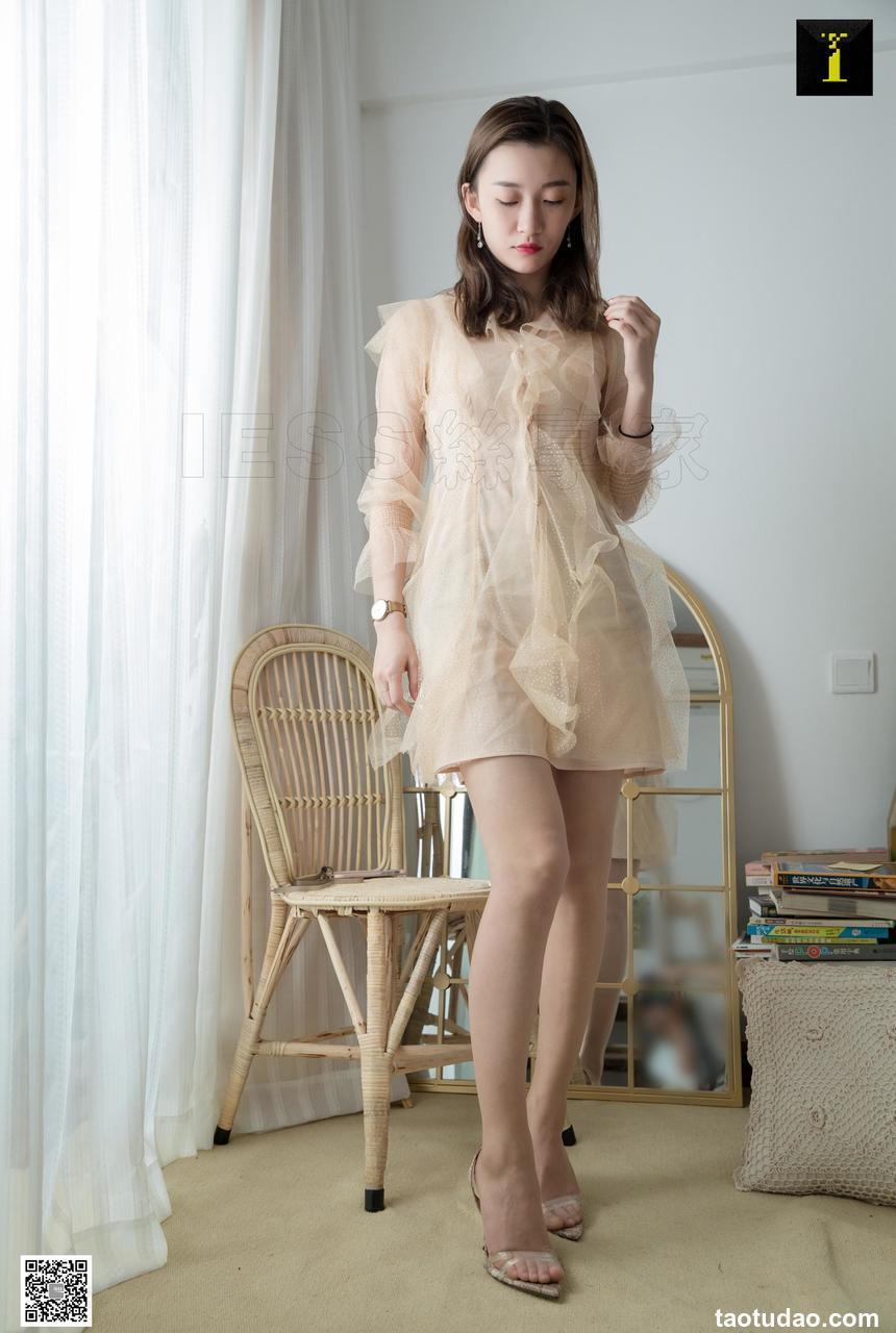 [IESS异思趣向]2019.04.22 丝享家470：秋的蛇纹尖头凉鞋 [94P]