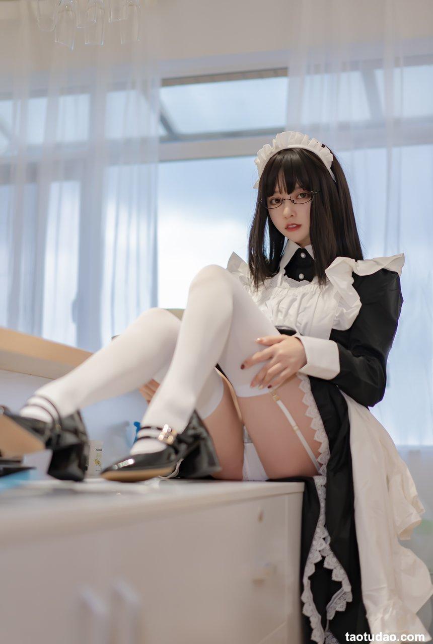 过期米线线喵 – 女仆长 [28P-72M]