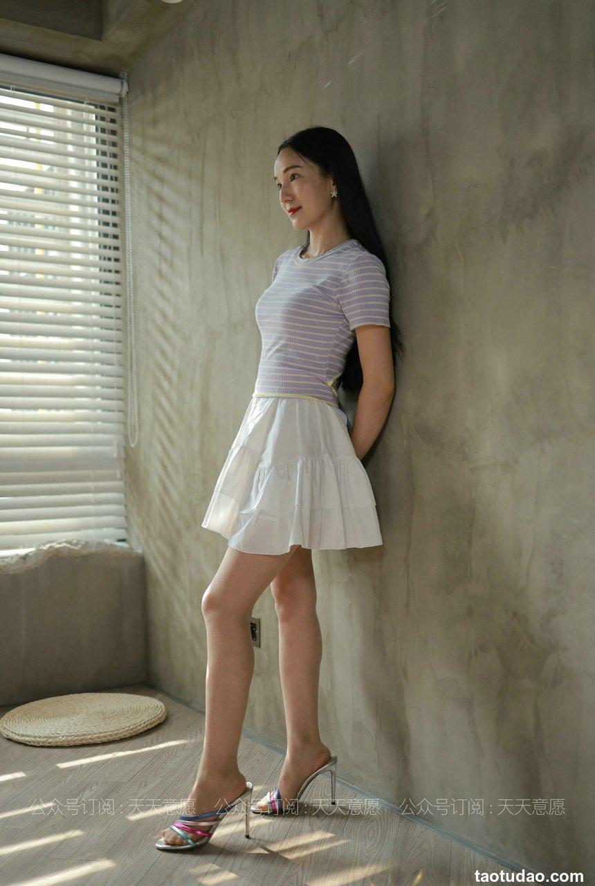 [IESS异思趣向] 2021.07.30 丝享家875：丽丽《轻熟玉姐 新人报道》[87P／125MB]