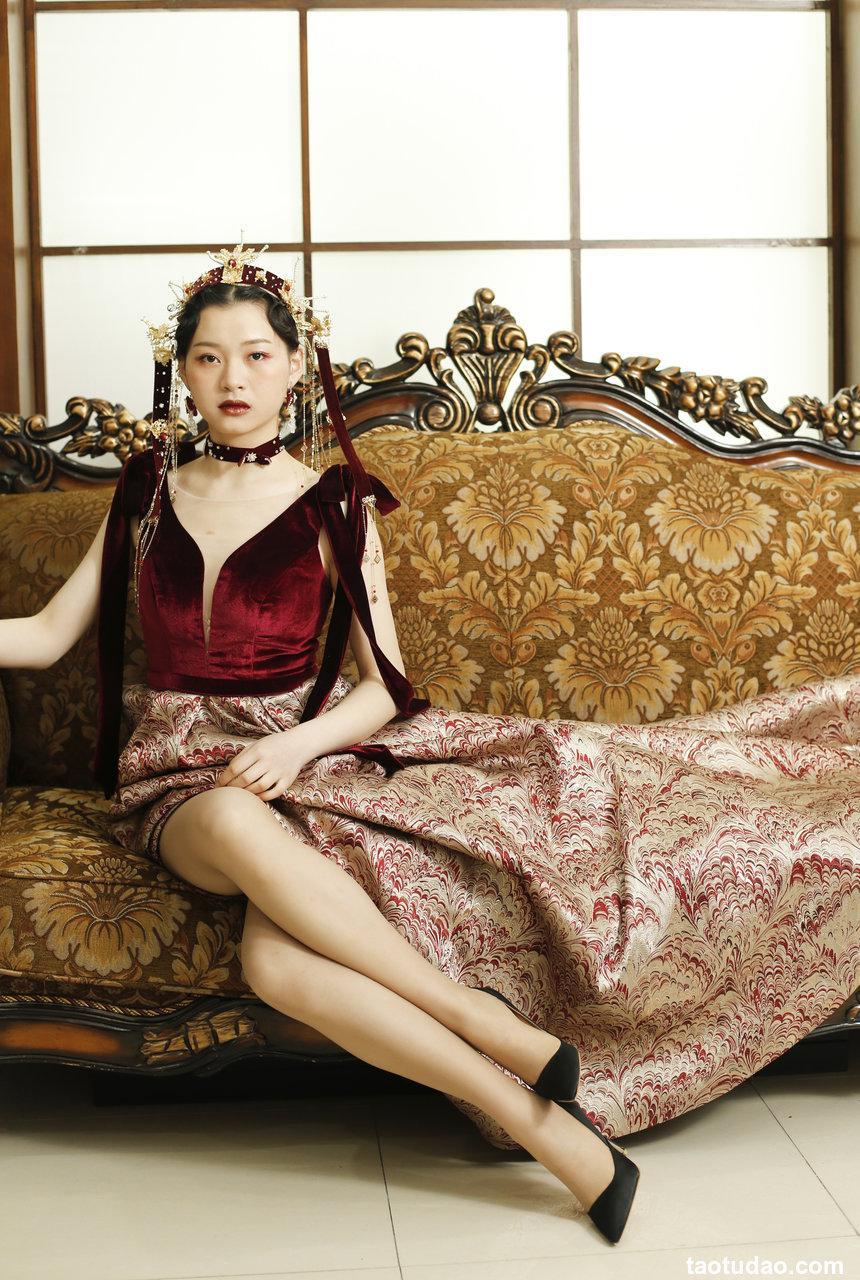 奈丝写真 NO.045 你是QUEEN-小蝶 [46P+239M]