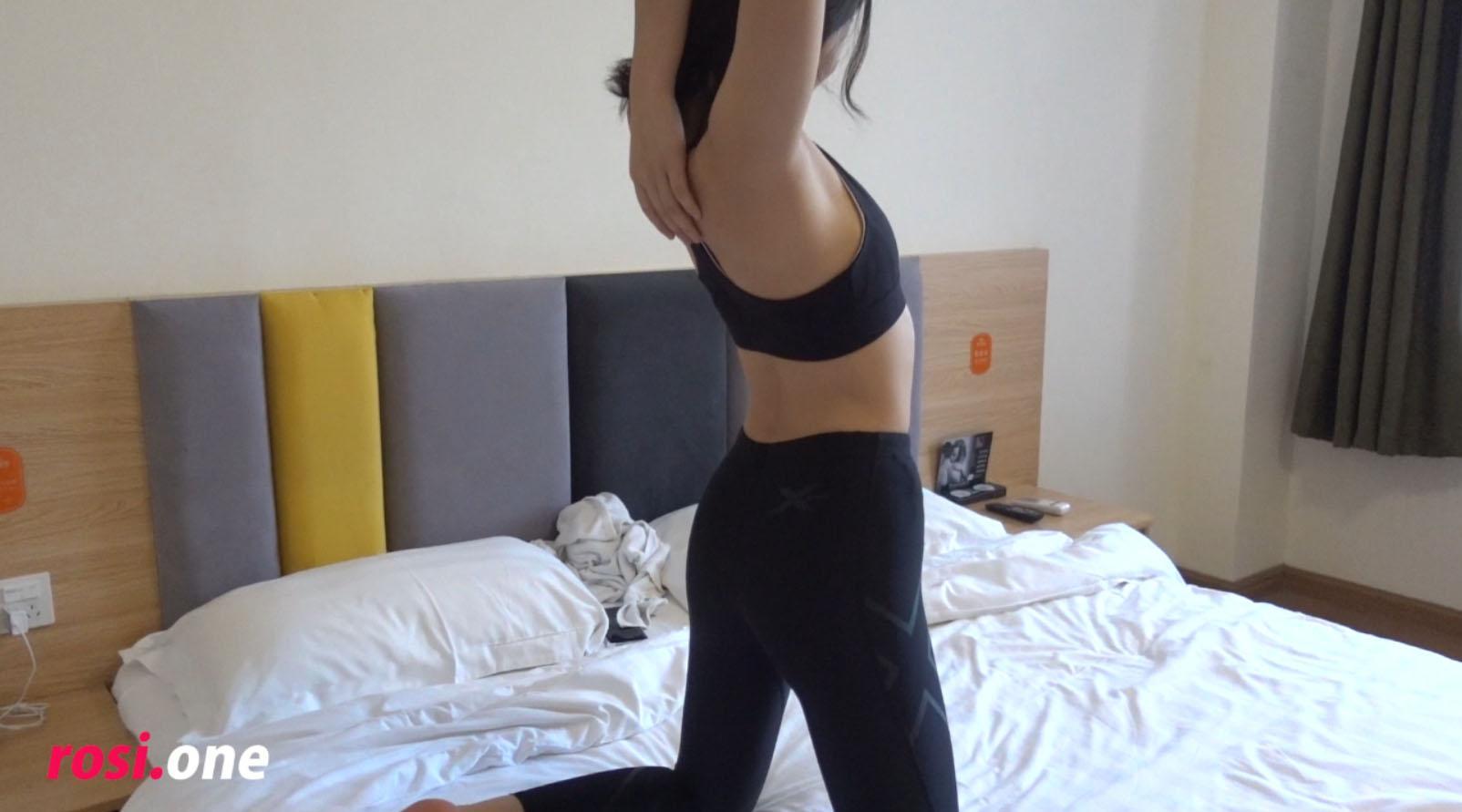 [ROSI写真视频]RS. 视频NO.400 [1V／586MB]