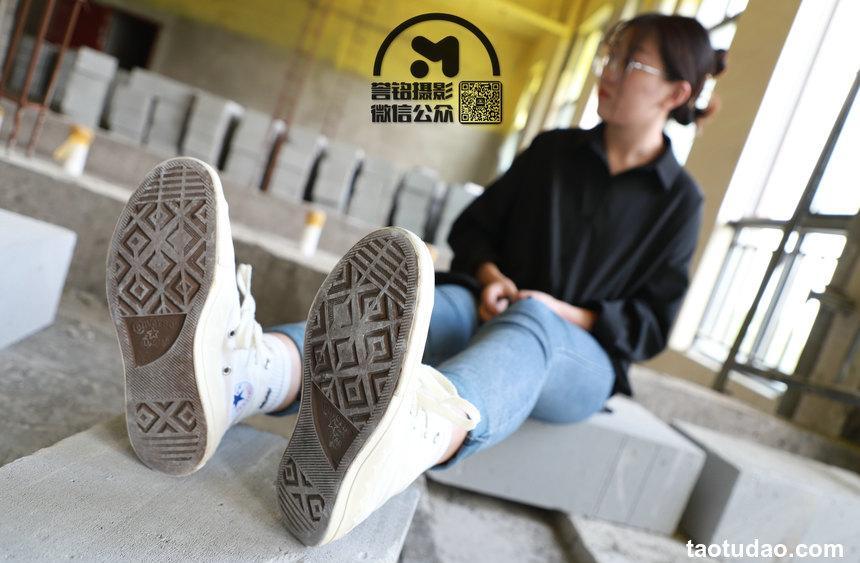 [誉铭传媒]袜足摄影 2021年 第十二期挠脚作品[80P+1V／1.34GB]