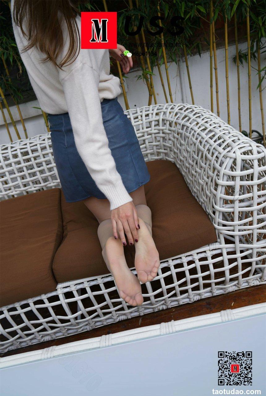 [MussGirl慕丝女郎]NO.025 皮裙下的骚动[82P／377MB]