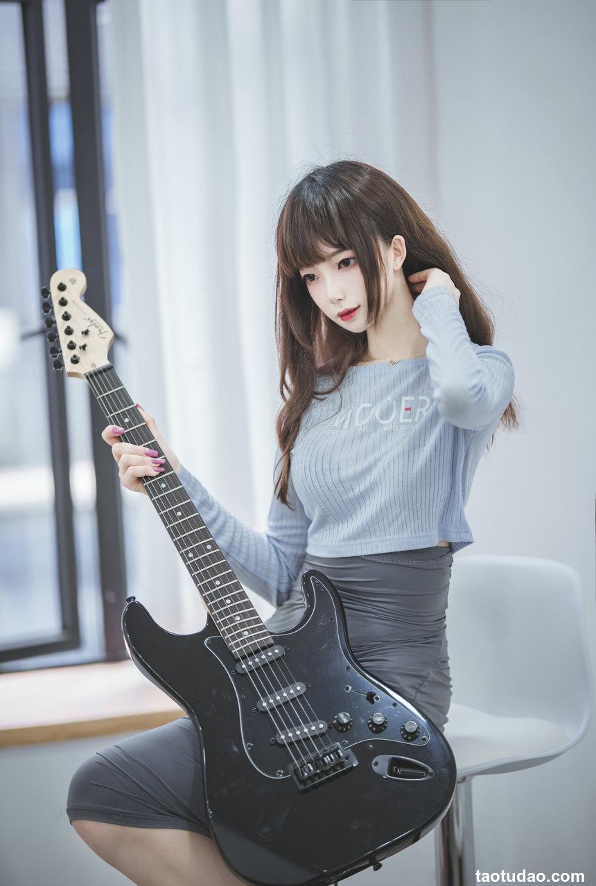 封疆疆v - NO.15 吉他妹妹 [40P-330MB]