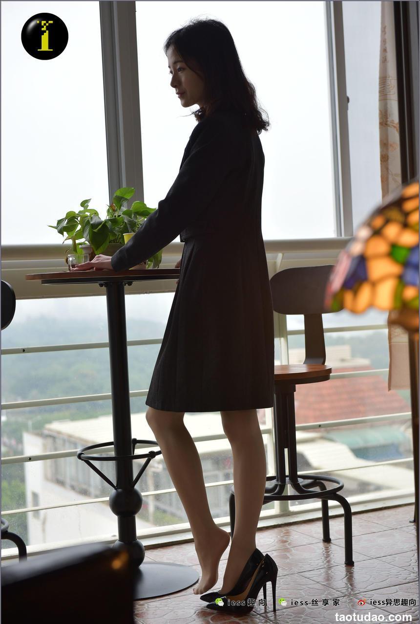 [IESS异思趣向] 普惠集 019-小六 经典裸氨肉色油亮丝第二集