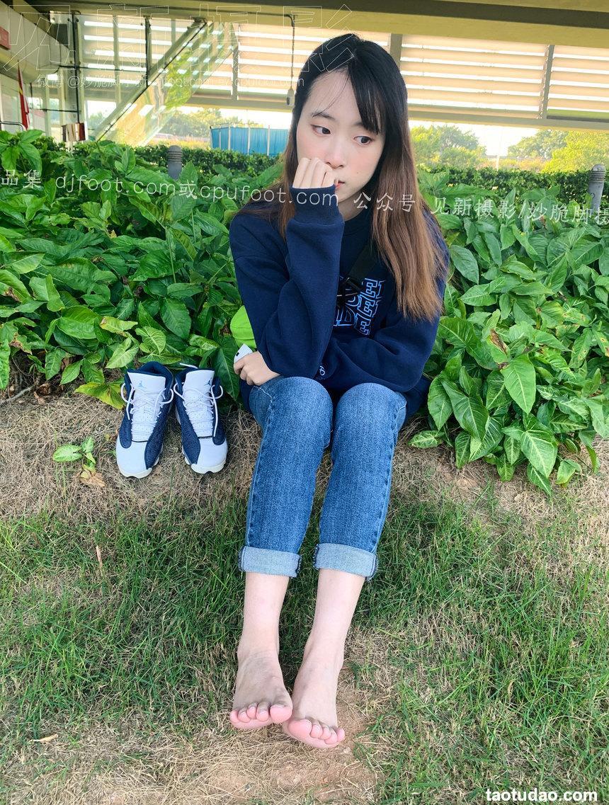 [见新摄影] NO.031 自信、阳光、明媚，快看她在发光！ [280P+2V-2.48G]