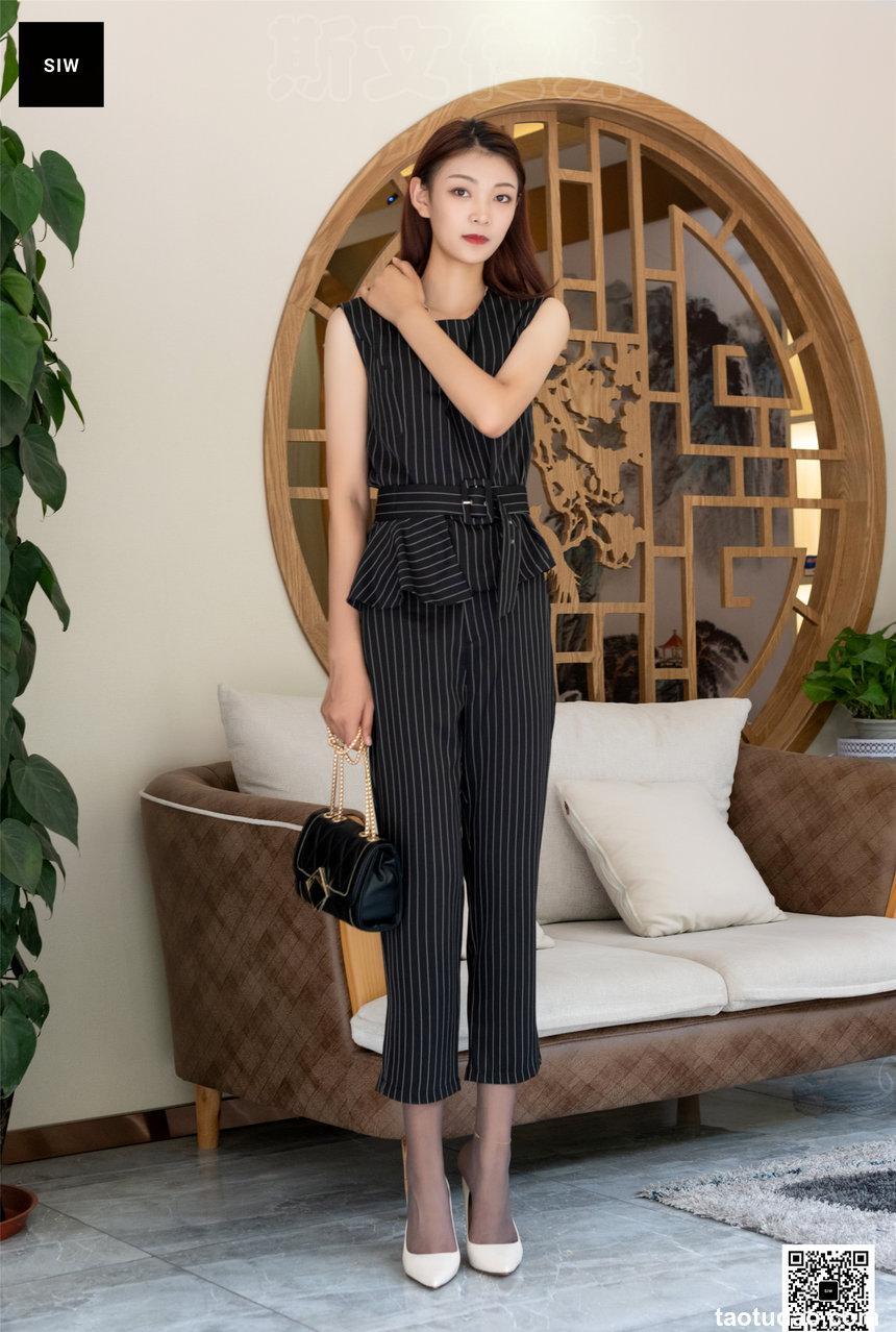 SIW斯文传媒 056 优雅条纹淑女无袖制服七分裤套装（嘉慧） [66P-184M]