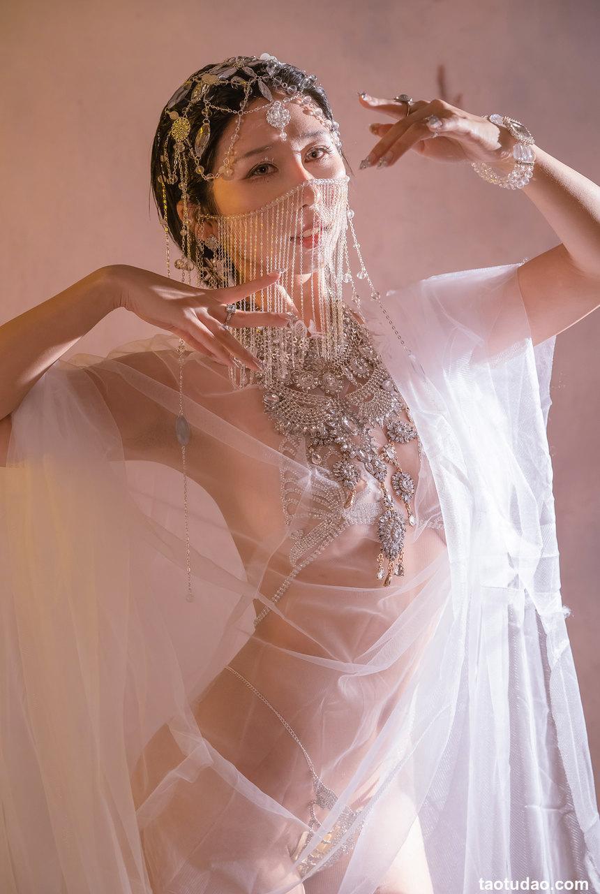 云溪溪 - NO.44 奶桃 Iceland spar冰洲石 [40P-541MB]