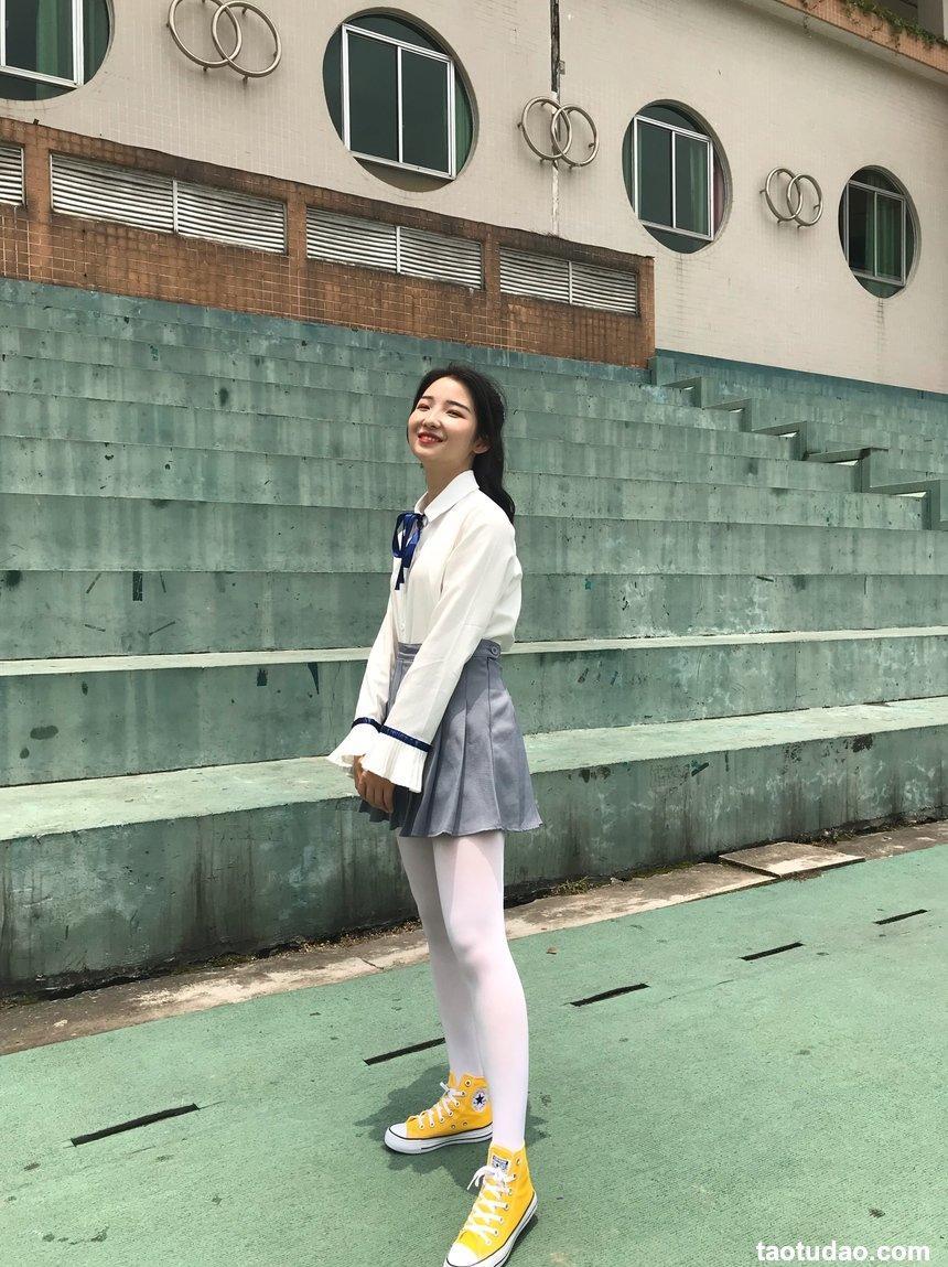 [最爱帆布鞋] 丝袜美腿写真 ON.13