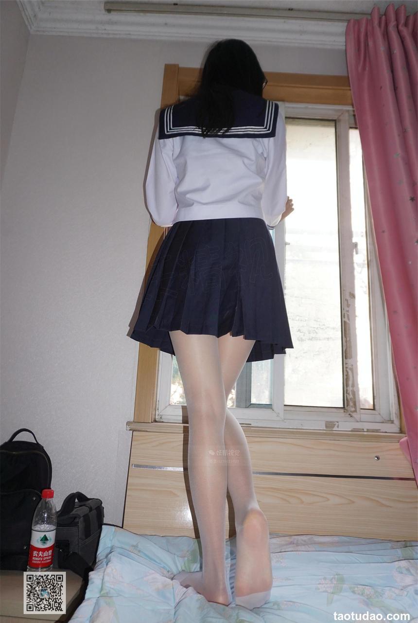 妖精视觉 NO.064 甜甜 闺房的白丝袜[69P／37.2MB]