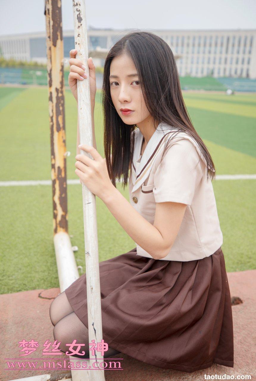 [MSLASS]梦丝女神 - 雪馨 学院的JK黑丝袜 [79P-451MB]