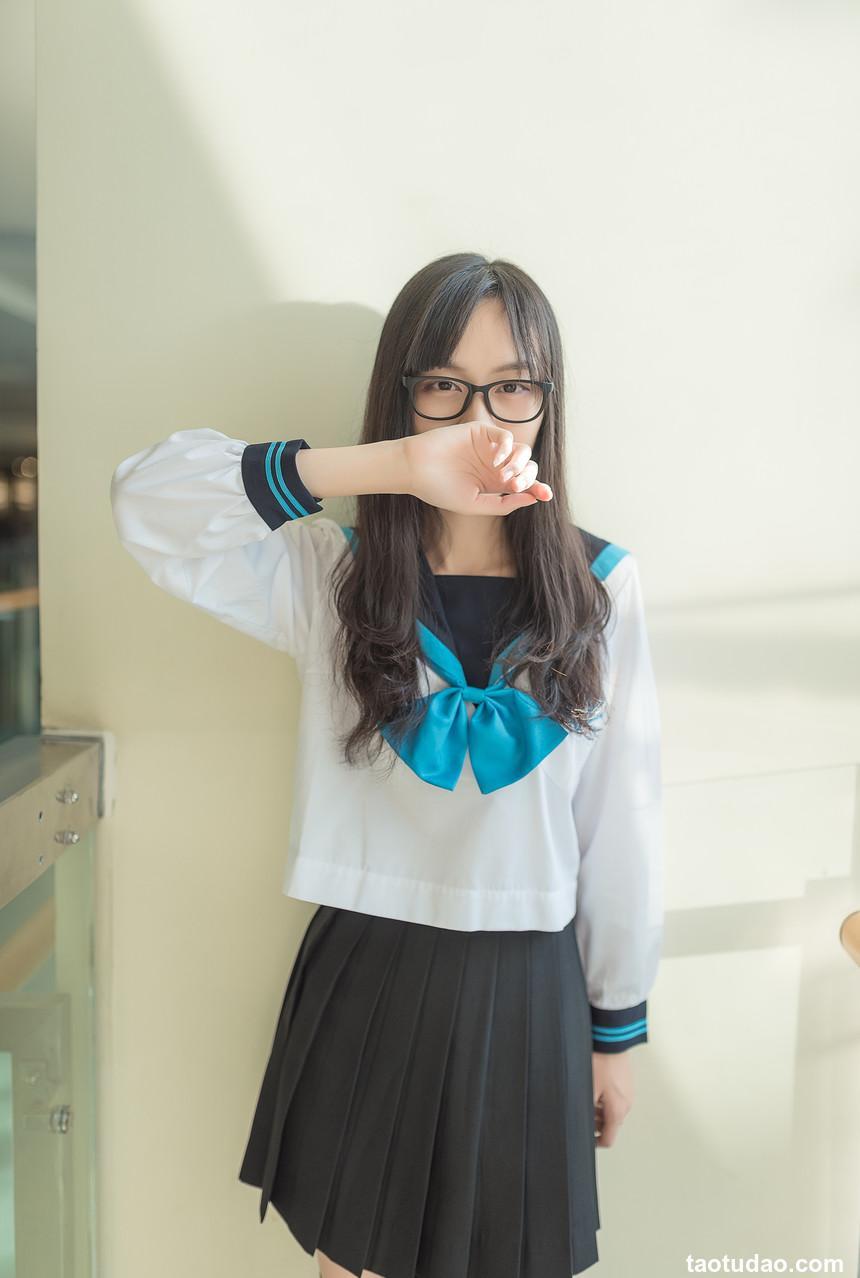 风之领域写真 NO.003 黑丝美腿户外  [50P]