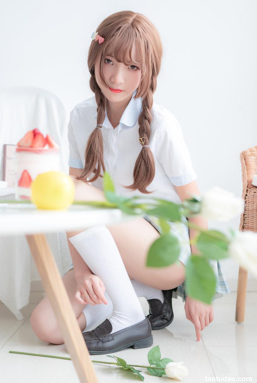 西瓜少女 NO.005   民宿私房淡蓝JKS [46P-453MB]