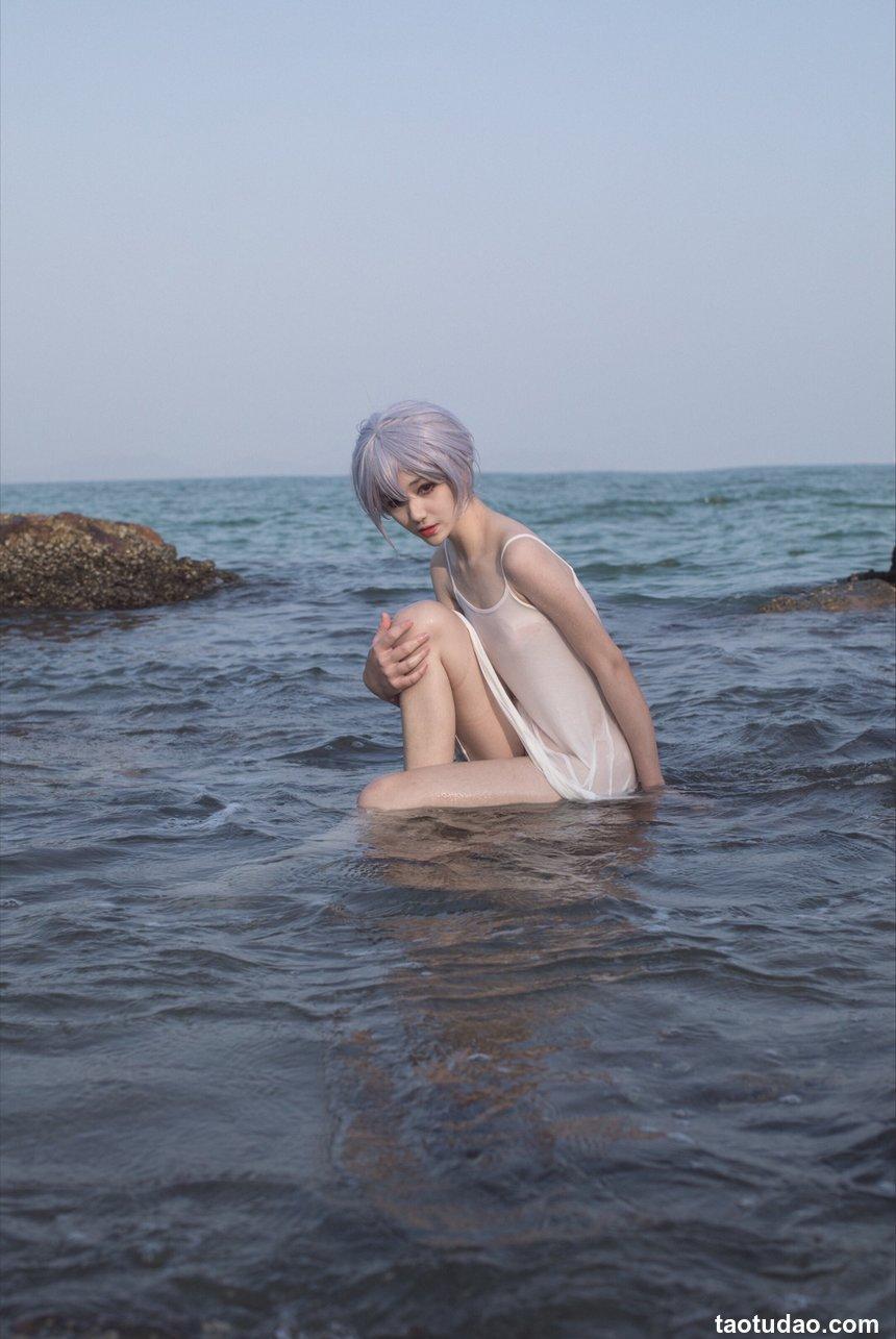 南桃Momoko NO.37 绫波丽白裙 [25P-155MB]