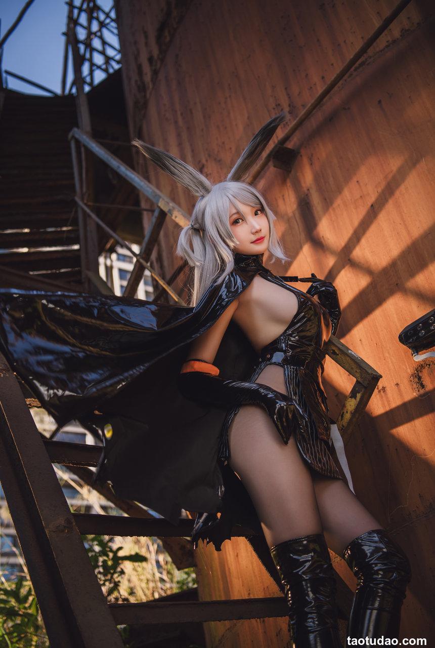 瓜希酱 NO.009 暴行 [15P-74MB]