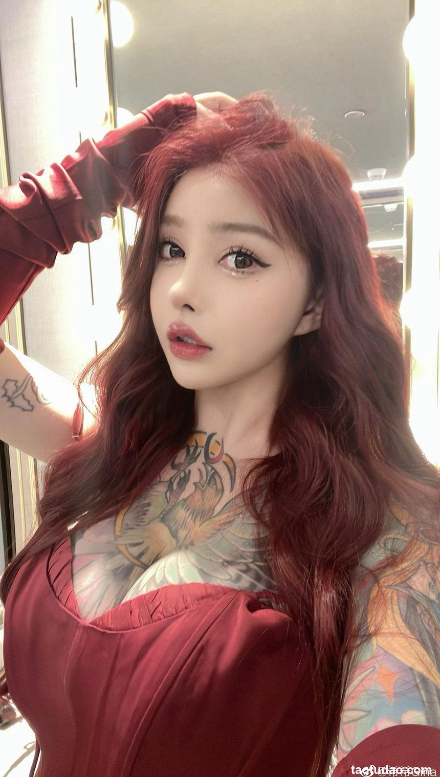 希希Gina微博合集【 88P+11V-598M 】