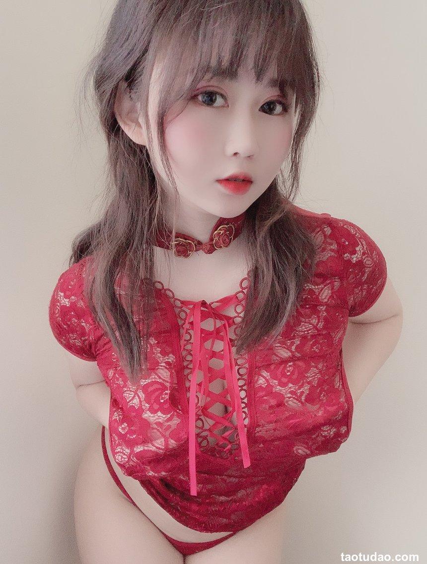 是依酱呀 - NO.06 红色旗袍 [25P-13MB]