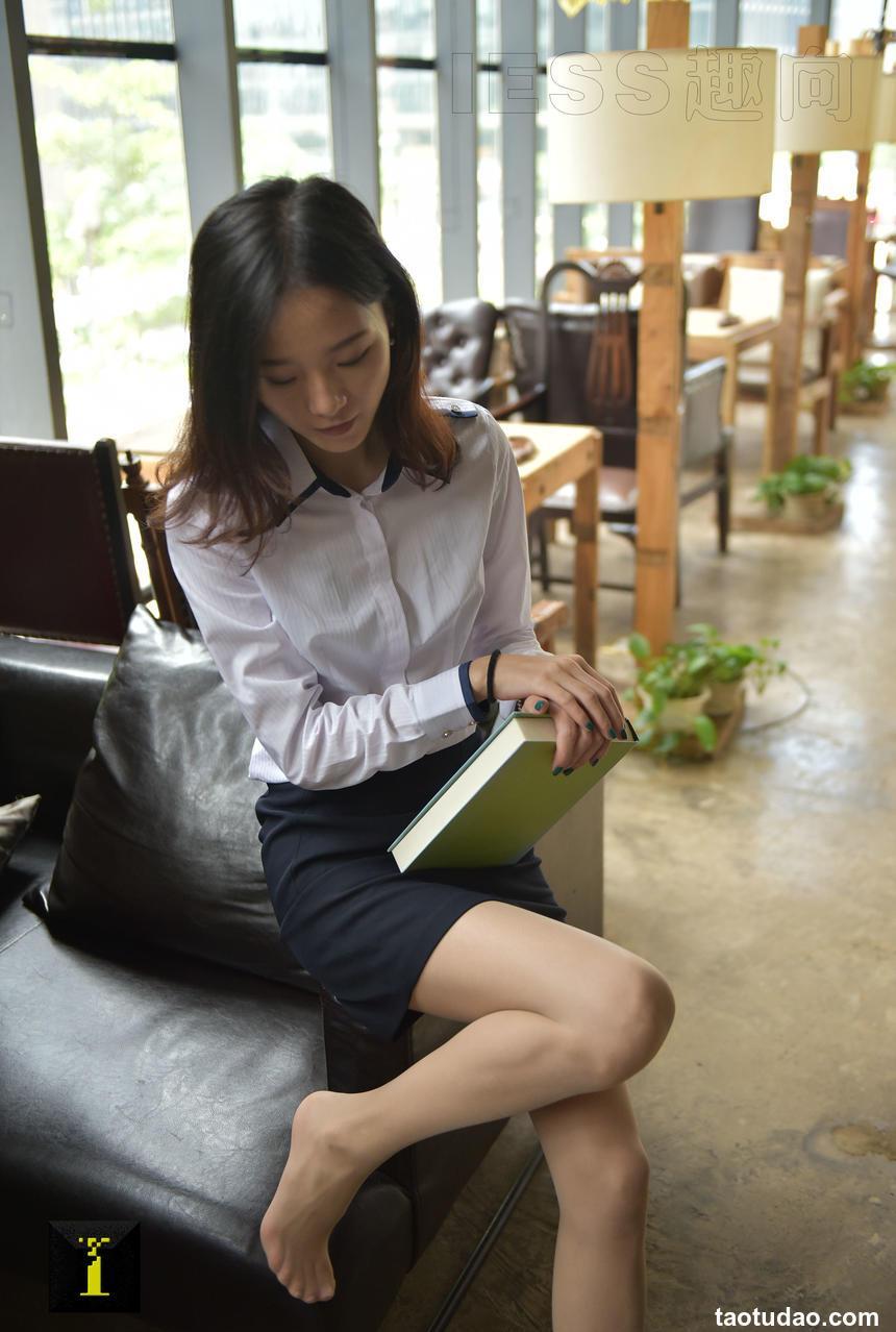 [IESS异思趣向] 普惠集 105 – 小六的职业肉丝演示 I