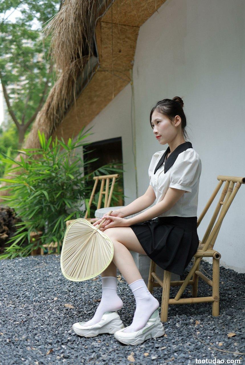 [IESS异思趣向] 2022.08.11 丝享家1174：幂幂《新人报道》[87P／120MB]