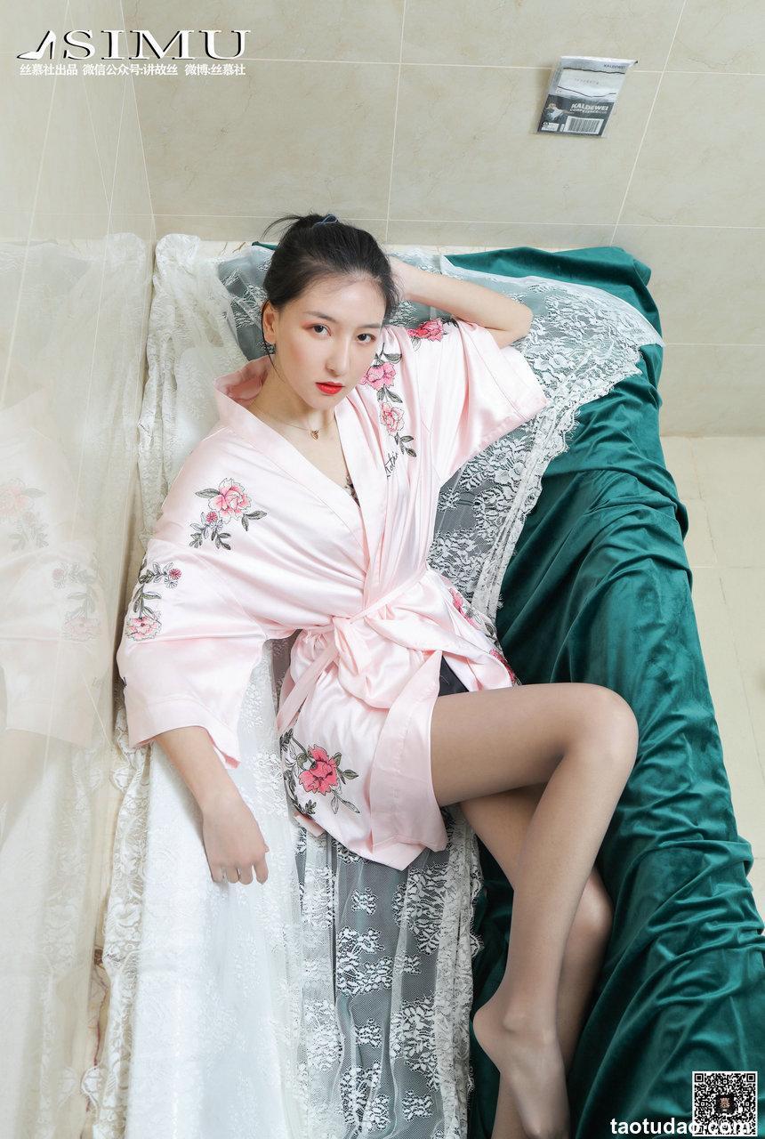 丝慕写真 SM204 茗茗 - 浴享双丝 [63P]