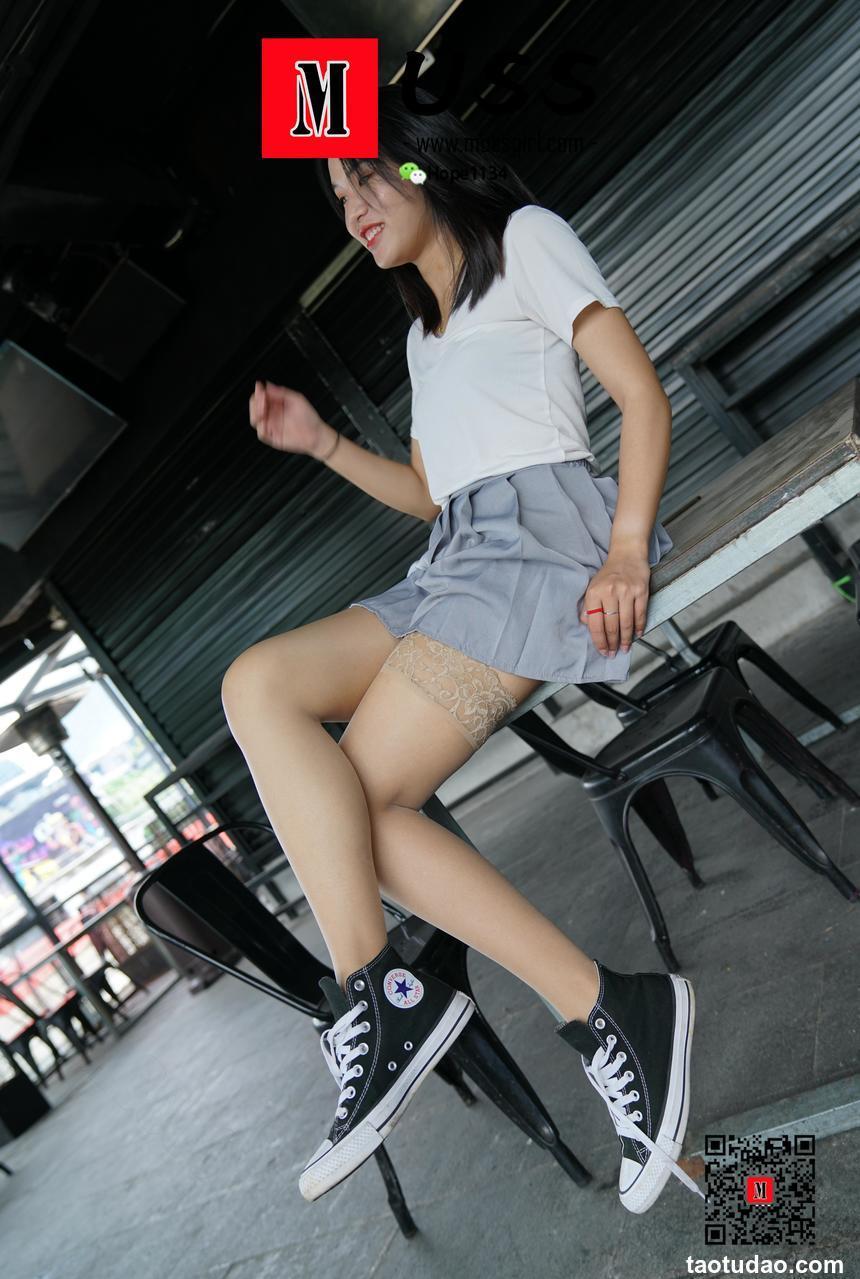[MussGirl慕丝女郎]NO.010 陈老师长筒蕾丝与少女裙搭配的清纯性感[61P／115MB]