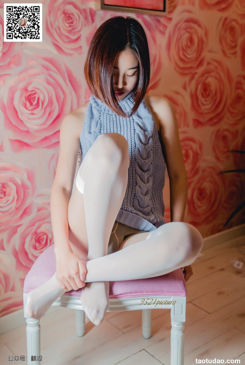 袜涩写真 VOL.050 原味酸奶喝不喝 [66P／268MB]