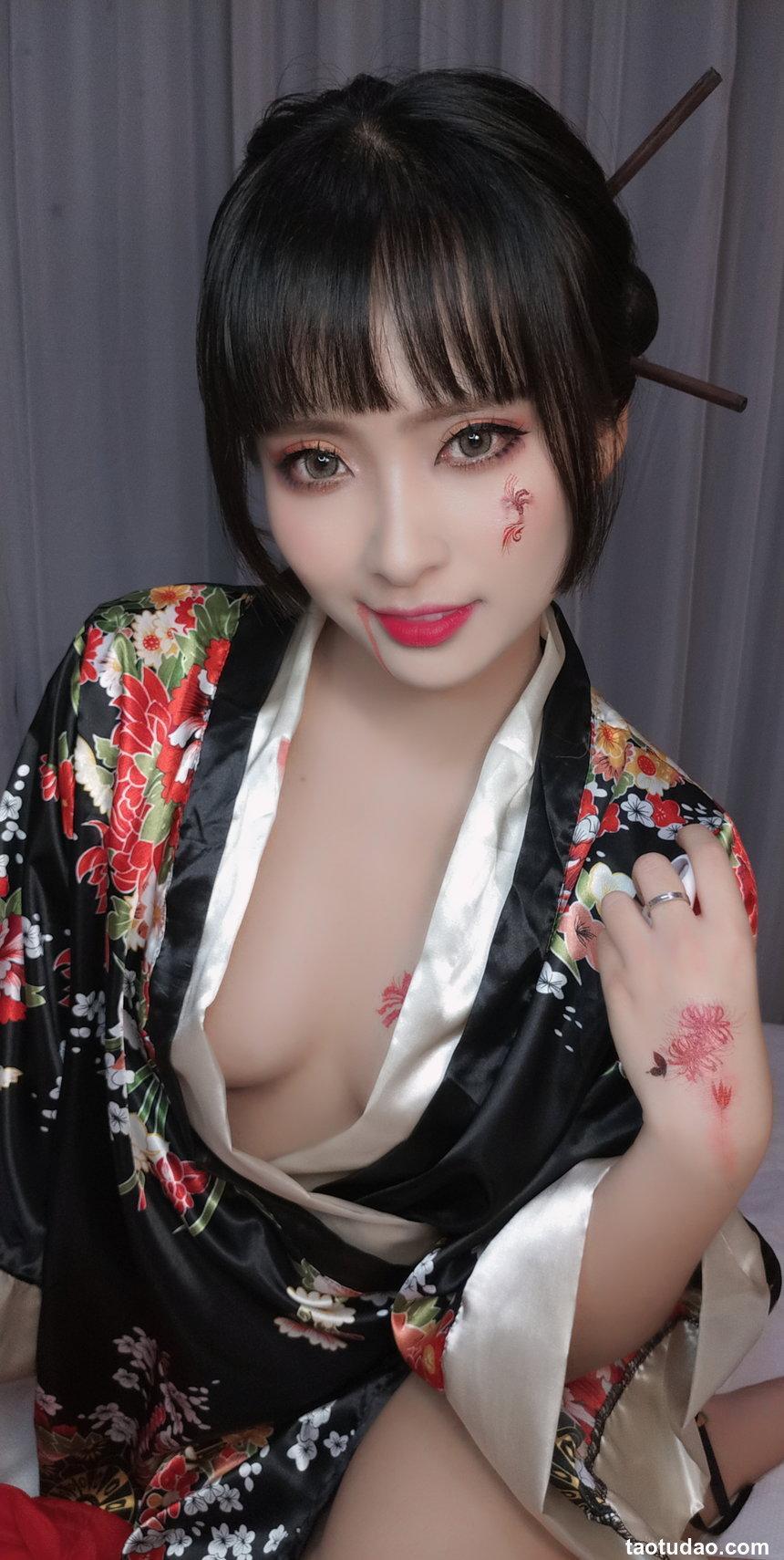 洛璃LoLiSAMA NO.003 – 歌舞伎[92P+10V／393MB]