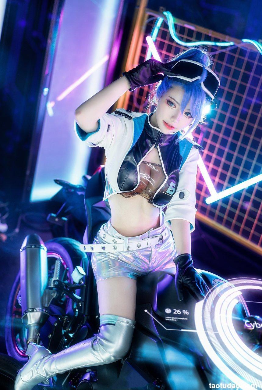 六二二同学 NO.005 — 机车少女 [13P-38M]