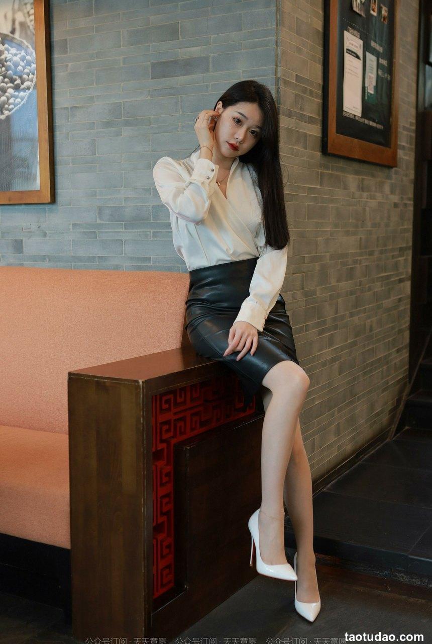 [IESS异思趣向] 2022.04.08 丝享家1053：佳爷《三月特辑》[83P／118MB]