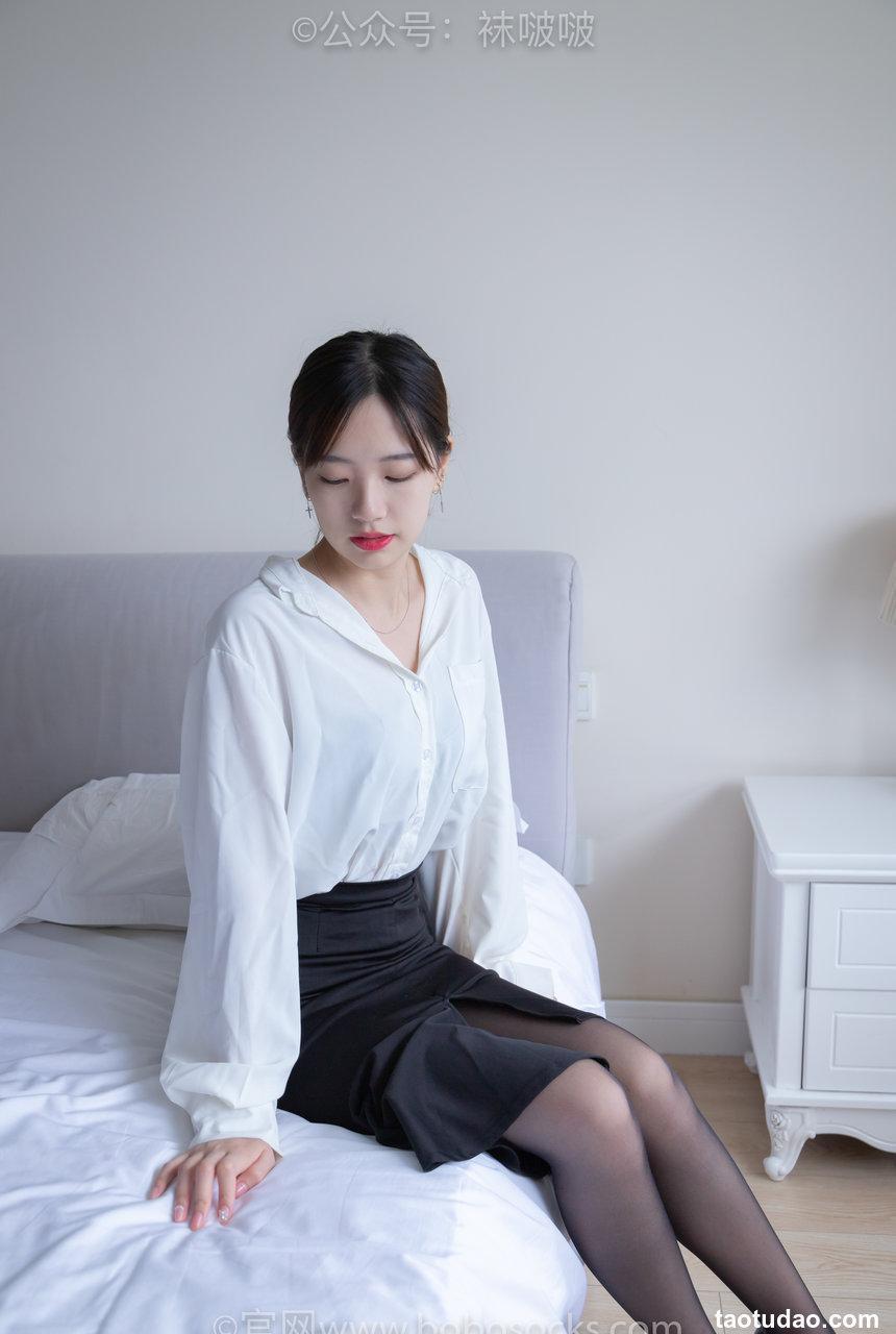 [BoBoSocks袜啵啵]NO.017 小甜豆-OL制服、高跟鞋、黑丝[131P+1V／3.73GB]