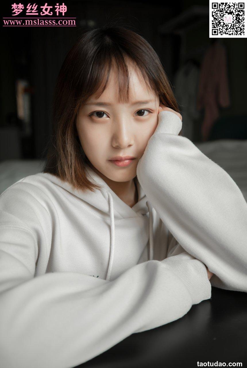 [MSLASS梦丝女神] 2020.03.12 NO.098 梦洁《初恋短发妹》[68+1P460M]