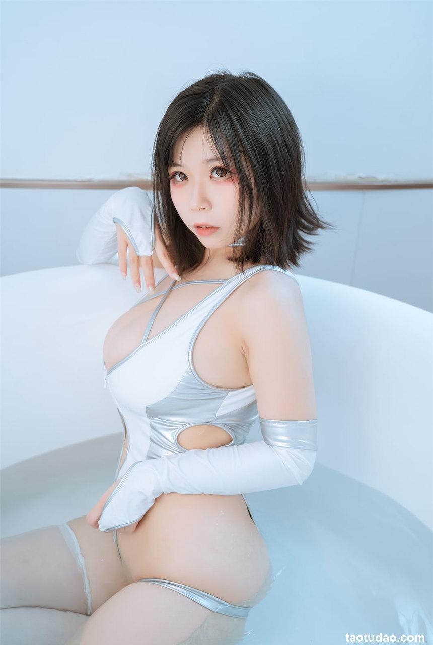 无颜小天使wy - NO.17 戏水竞泳 [62P-390MB]