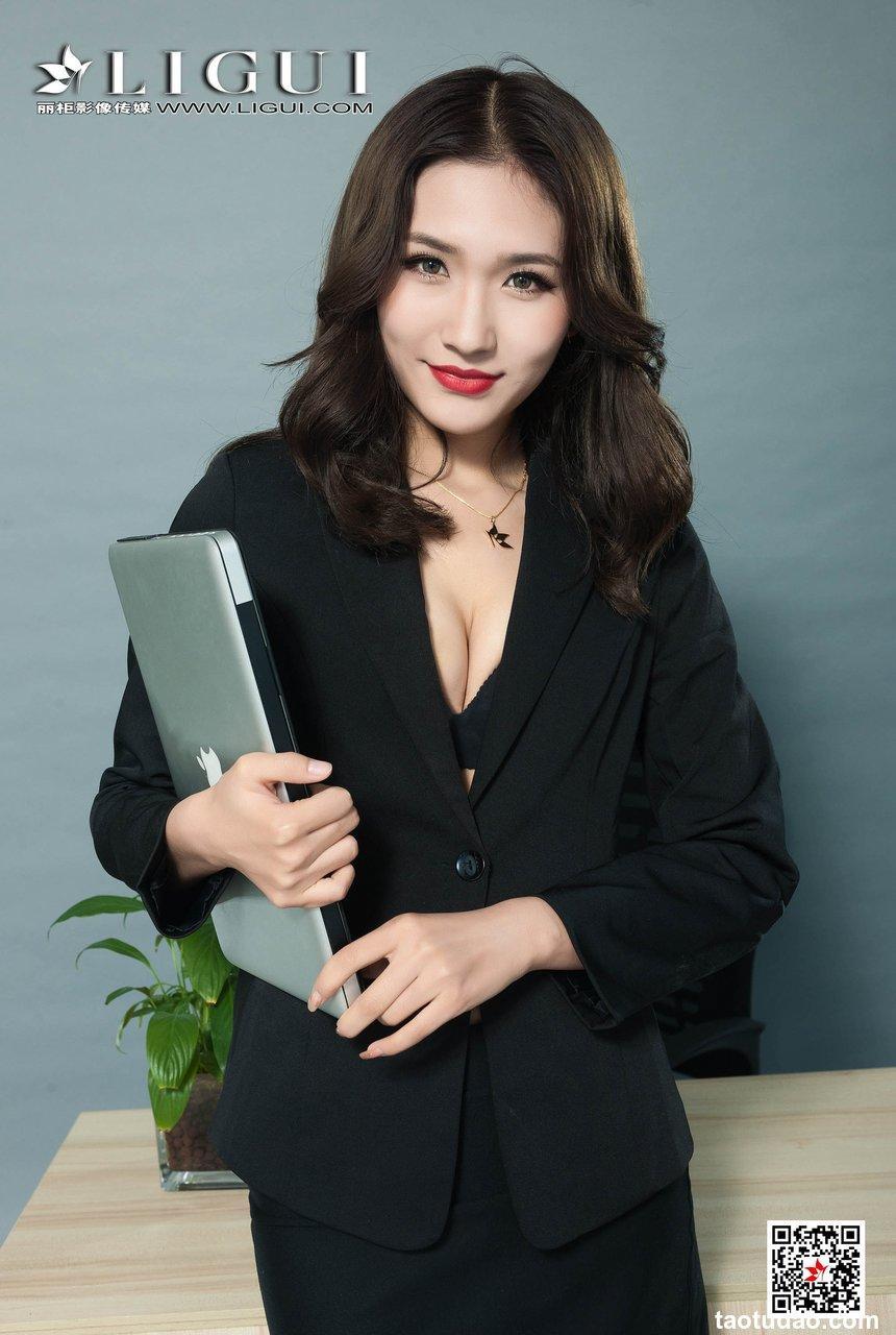 [Ligui丽柜]2019.06.12 网络丽人 Model 星星 [64+1P]