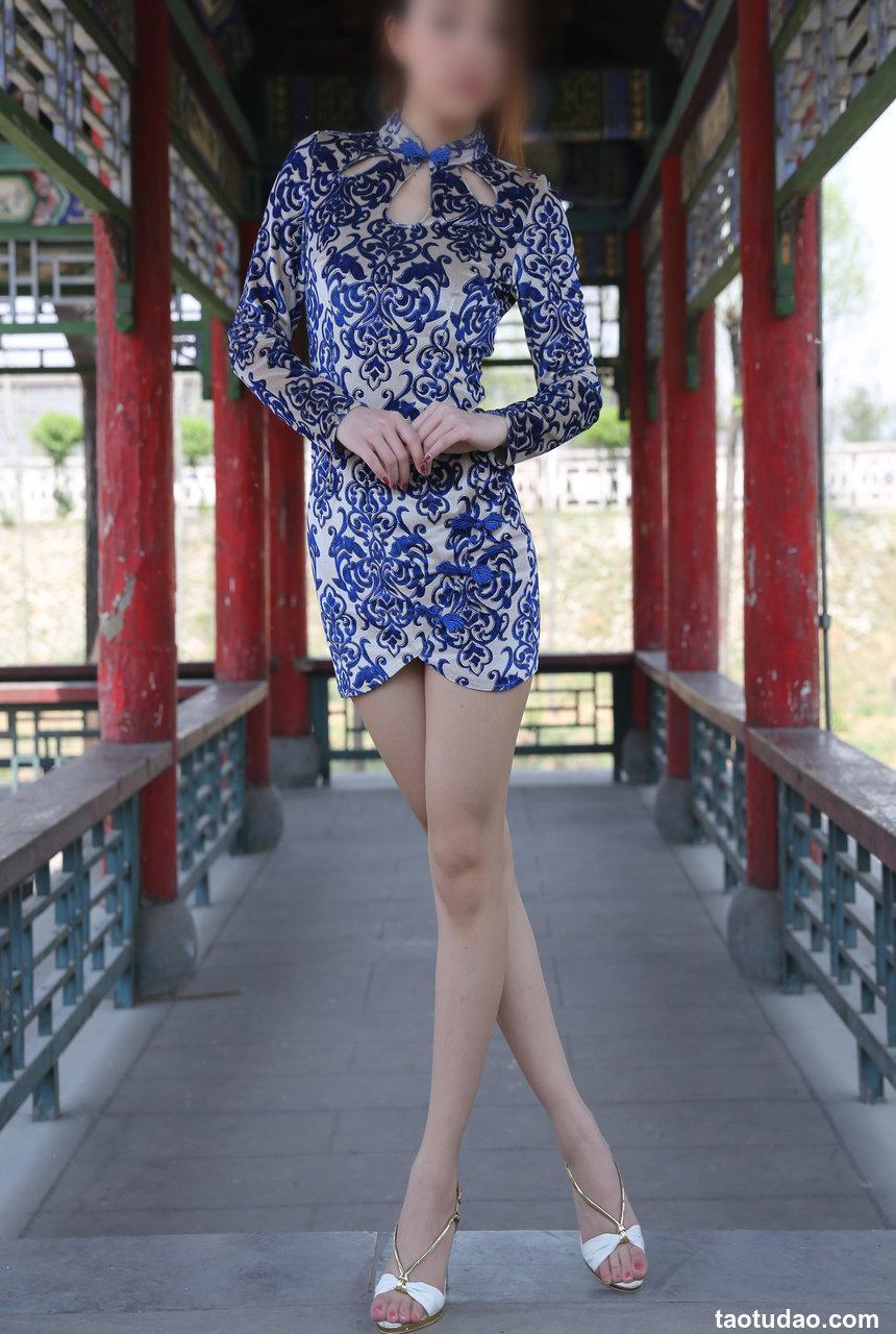 Nicole图集 No.005 公园薄肉丝美足-1 [163P-1.43GB]