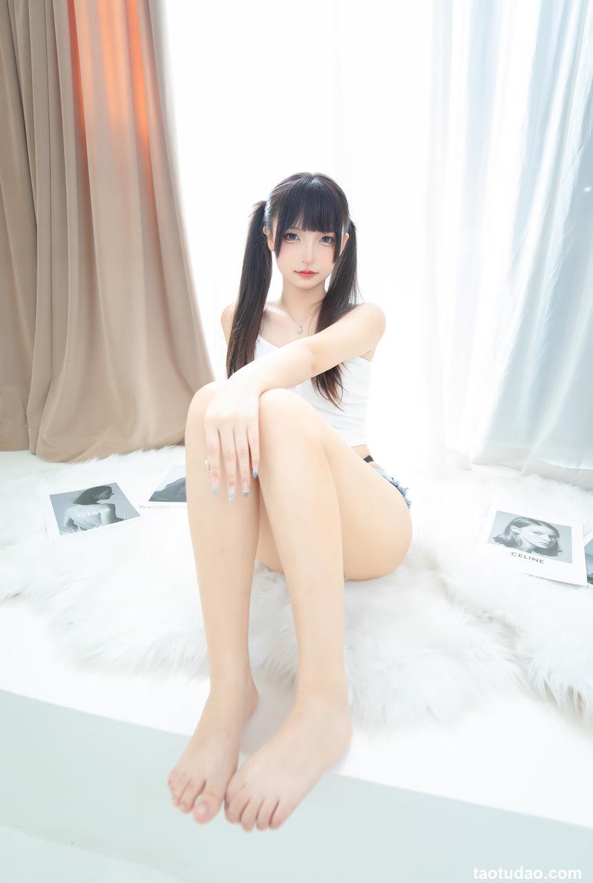 神楽坂真冬 - NO.127 牛仔兔兔 [75P-152MB]