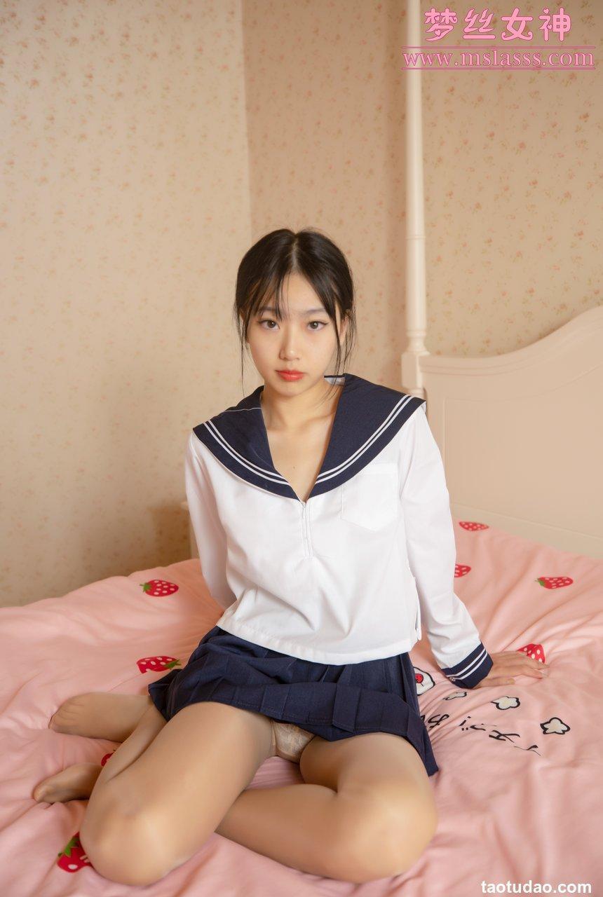 [MSLASS梦丝女神] 2021.11.06 《凌凌 靴下黑丝BY肉丝》 [70+1P-354M]