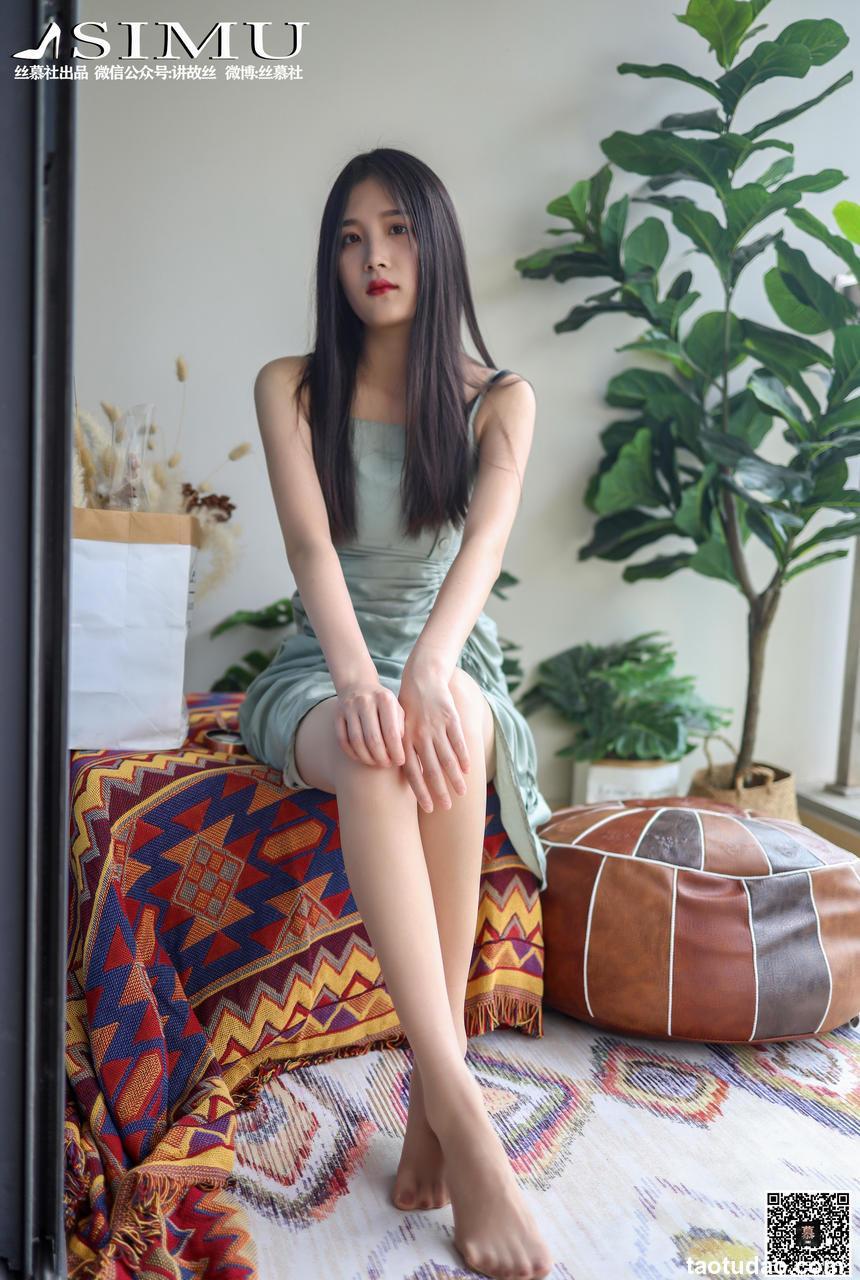 丝慕写真 特写集 TX024 熙熙《阳台玩丝的熙熙》