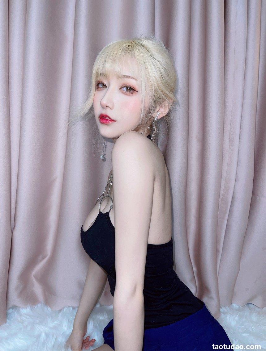 啾小妍 -  金发芭比 [40P-113MB]