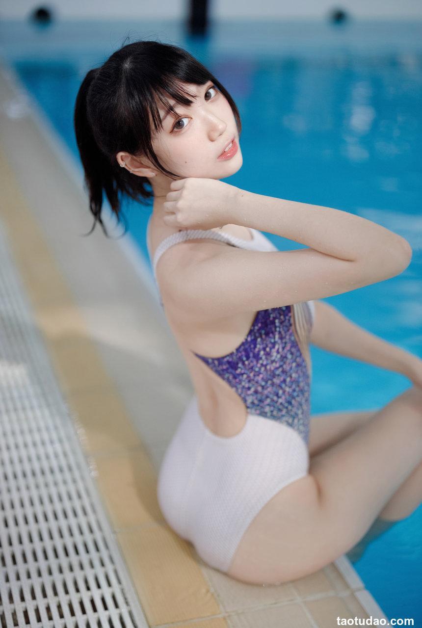 周叽是可爱兔兔 - 竞泳[33P／346MB]