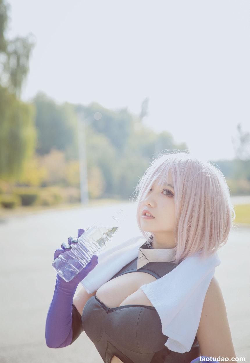 阿半今天很开心 NO.014 — 玛修原皮 [9P-50M]