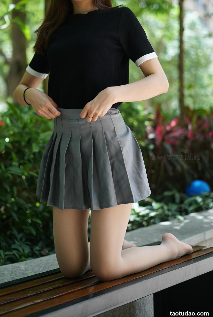 学妹加速跑 XM048《这天气看有点热-琪琪》[88P1V-201MB]