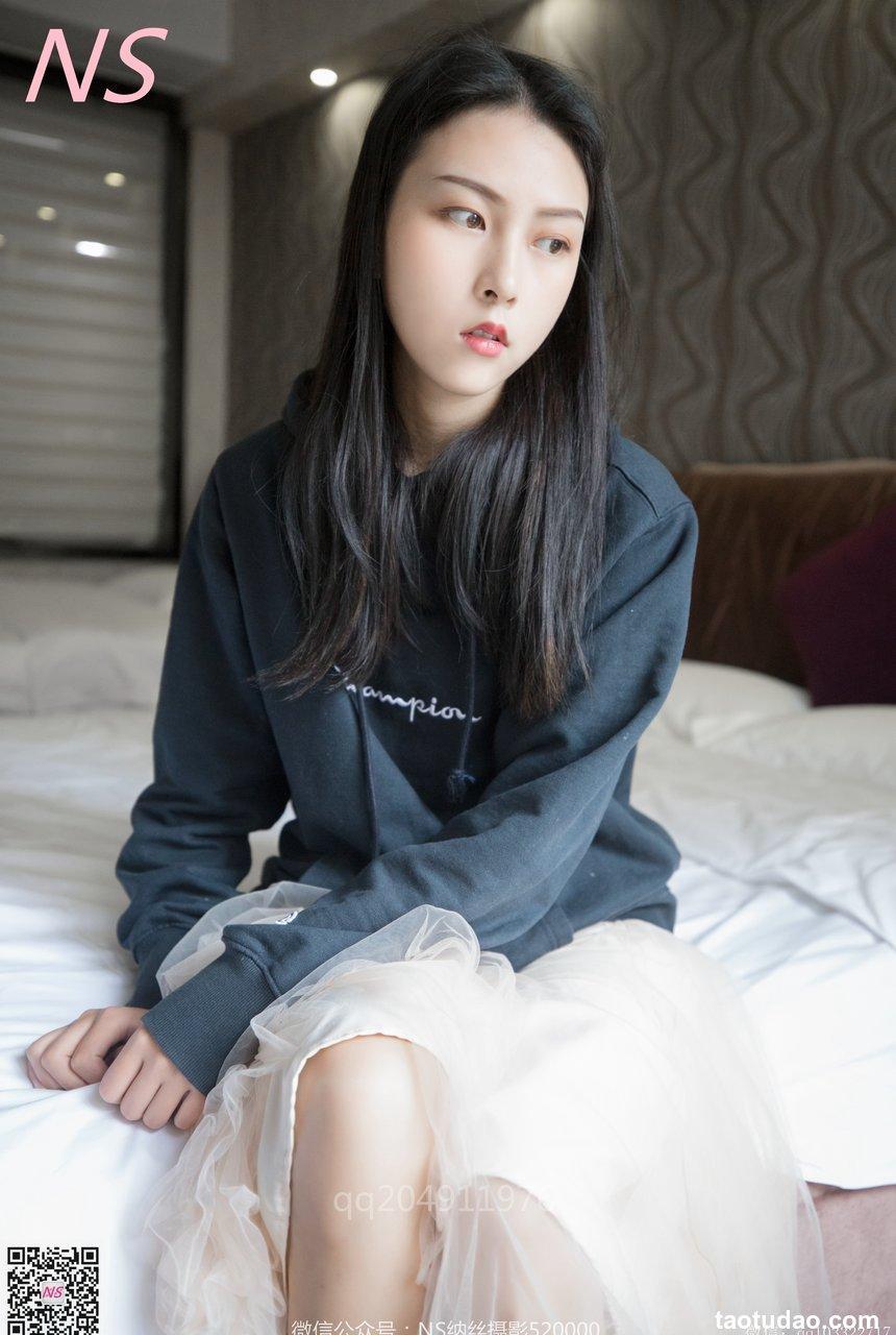 纳丝摄影 悠悠的丝袜美腿玉足美美哒 [80P-841MB]