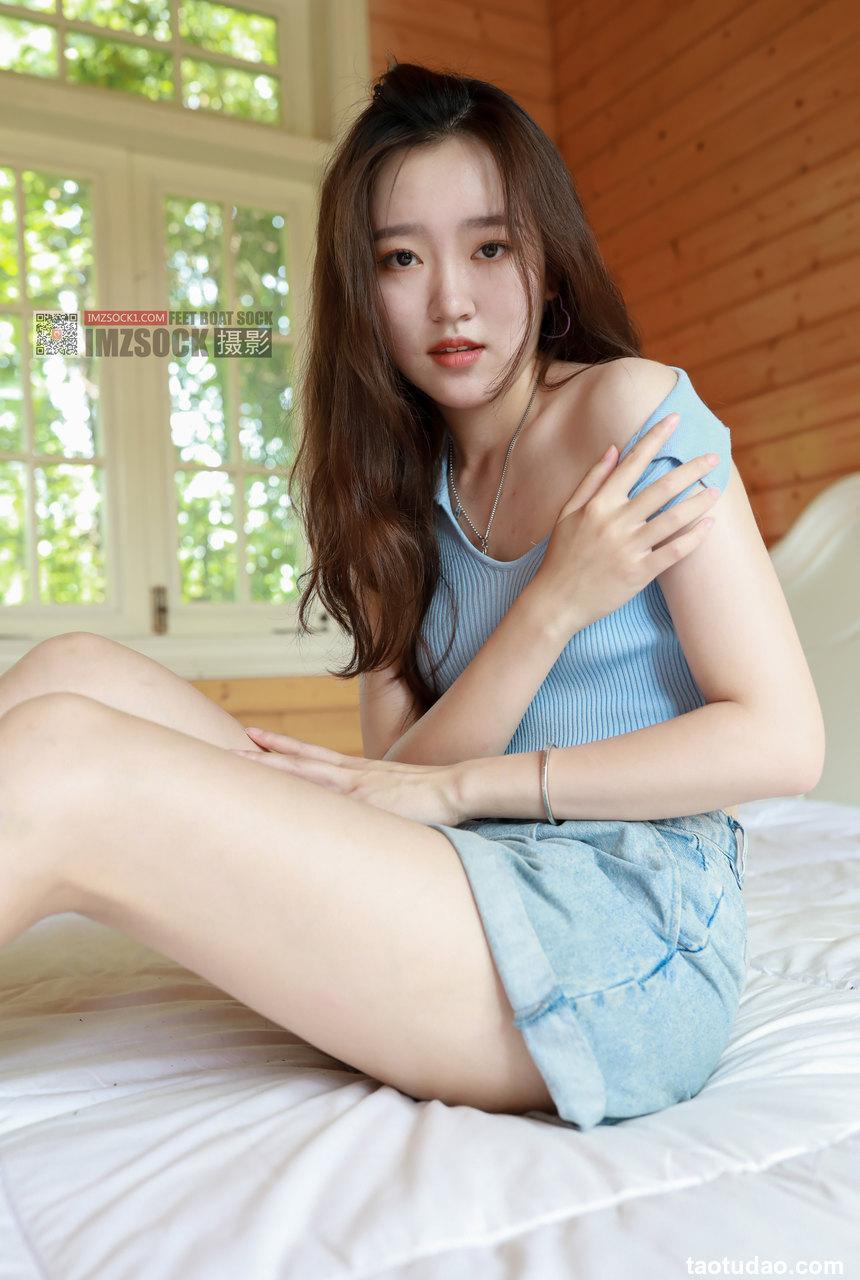 [MZSOCK]爱美足 NO.136 雯雯[82P+1V／1.49GB]