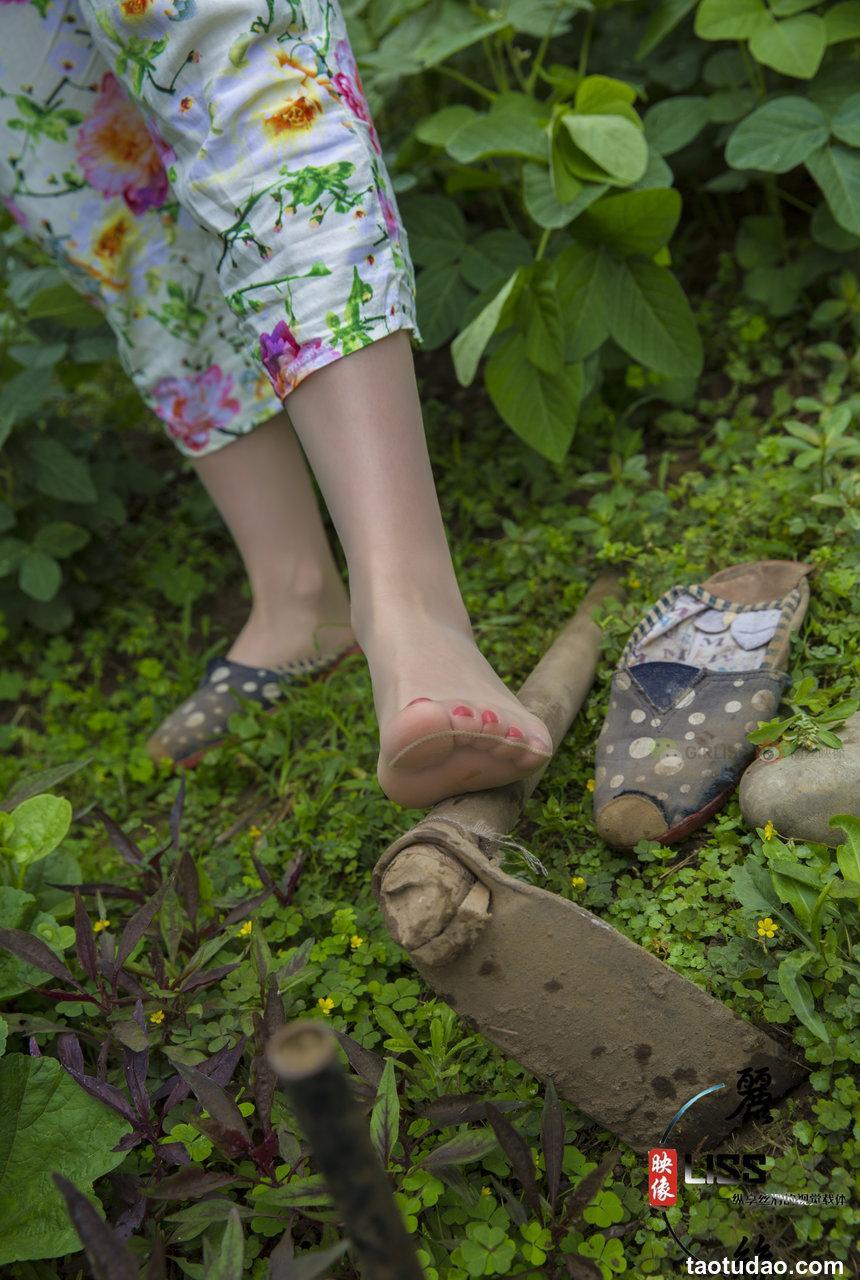 GIRLISS丽丝映像 - 村姑 [31P-552MB]