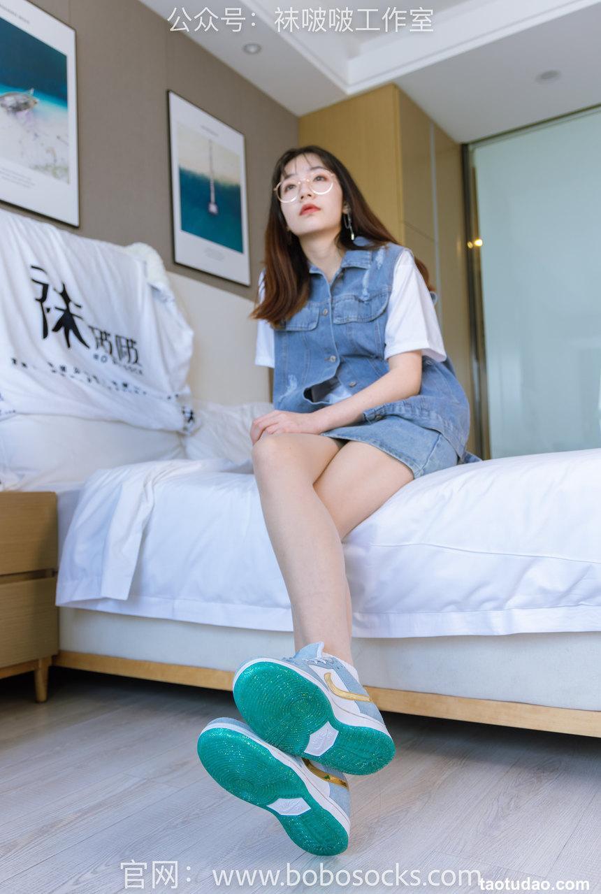 [BoBoSocks袜啵啵]NO.123 小甜豆-板鞋、白棉袜、肉丝[140P+1V／5.81GB]