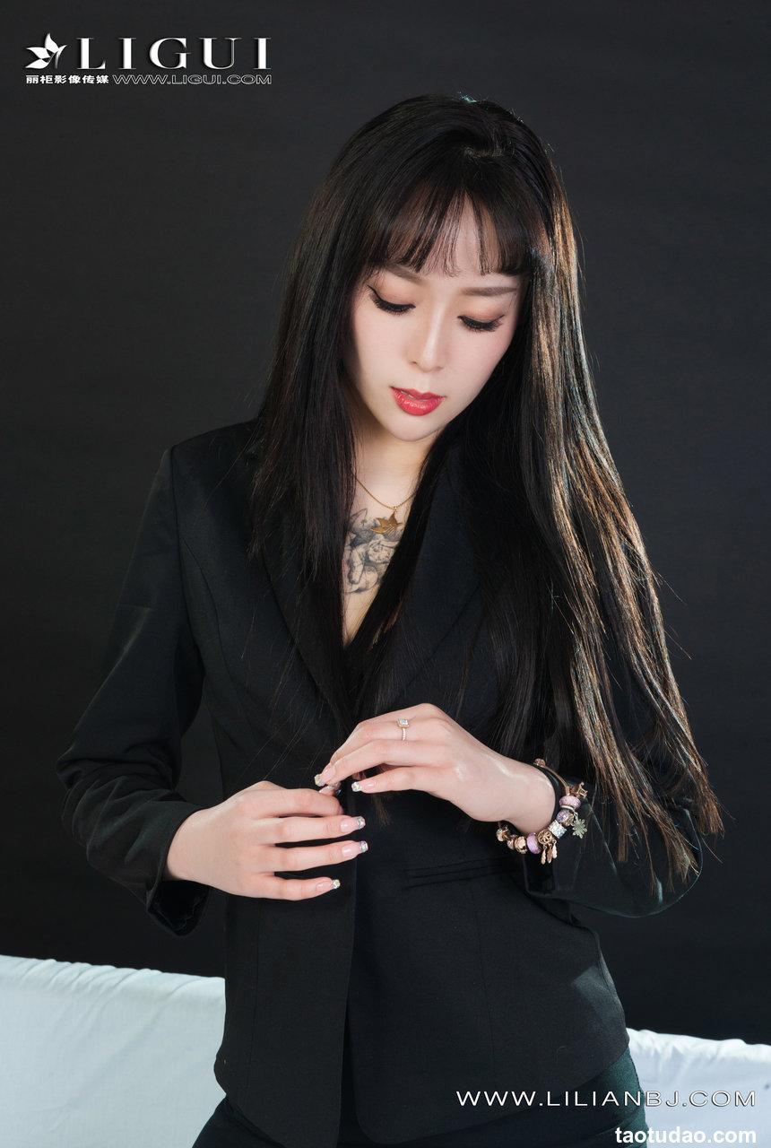 [Ligui丽柜] 2022.02.07 《职场艳遇》乘乘 [69+1P-71M]