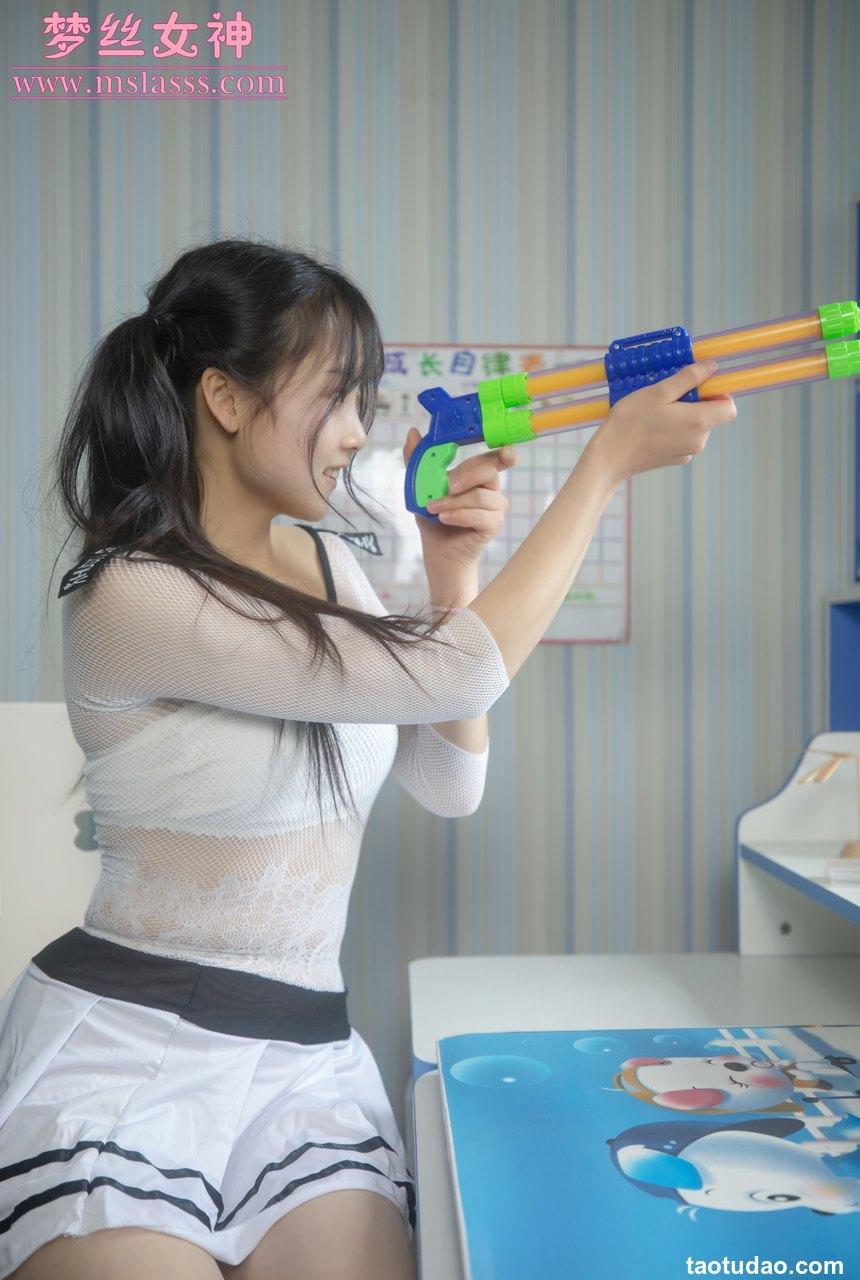 [电喵女神] 灵唯 马尾 [114P+1V-1.35G]